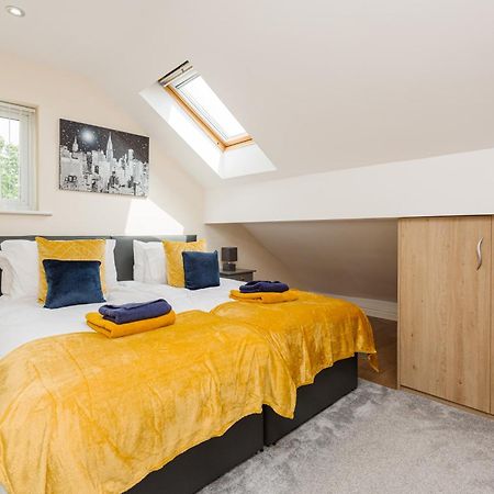 Oxheys House - 5 Bedrooms Contractors Parking Престън Стая снимка