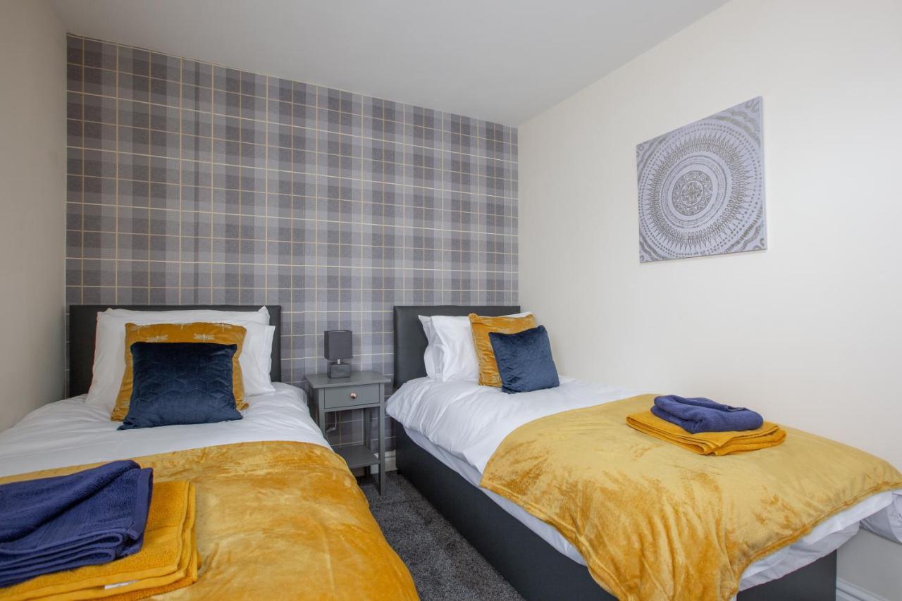 Oxheys House - 5 Bedrooms Contractors Parking Престън Екстериор снимка
