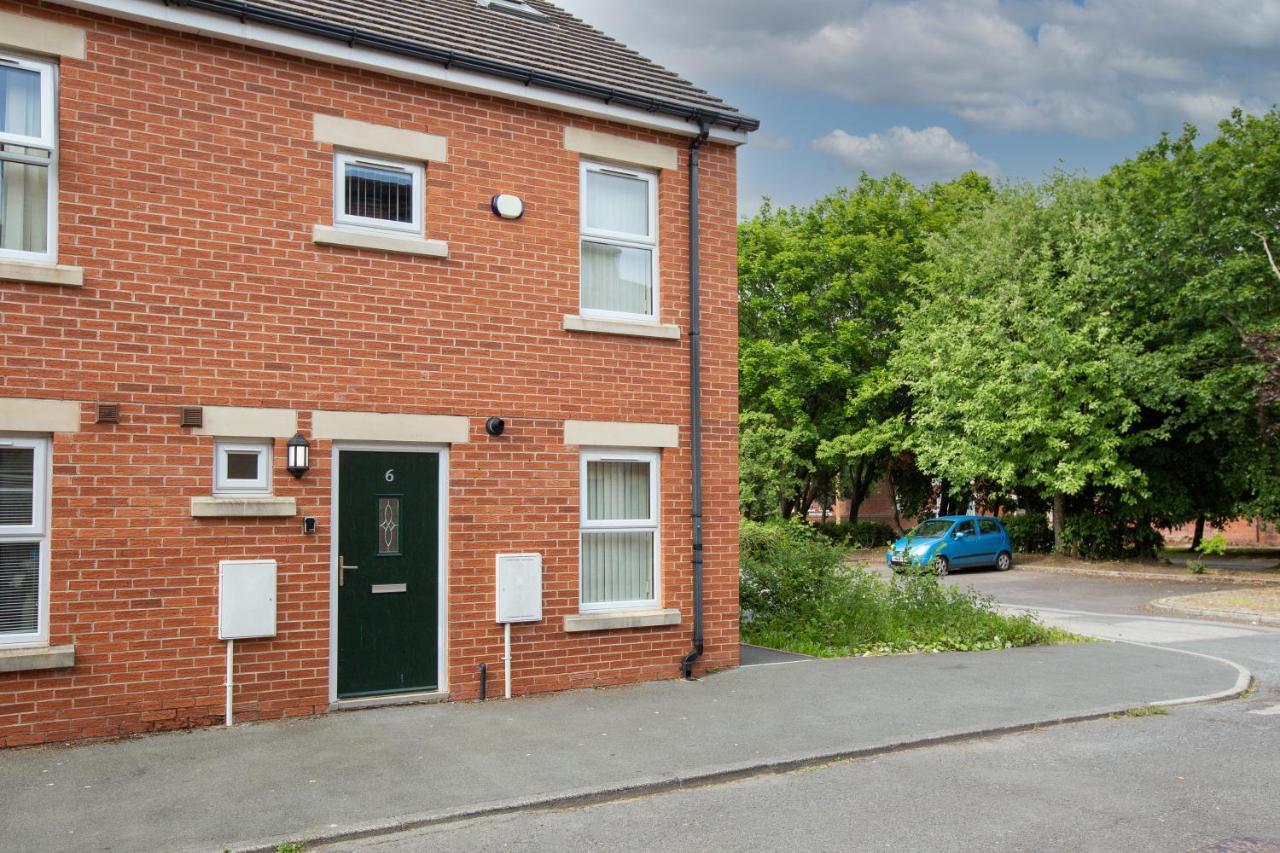 Oxheys House - 5 Bedrooms Contractors Parking Престън Стая снимка