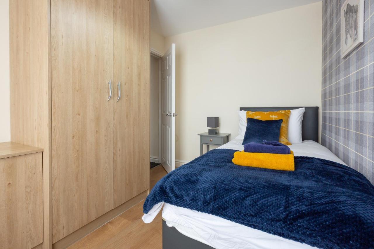 Oxheys House - 5 Bedrooms Contractors Parking Престън Екстериор снимка