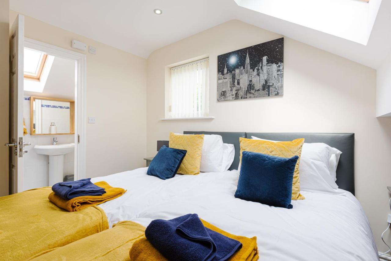 Oxheys House - 5 Bedrooms Contractors Parking Престън Екстериор снимка