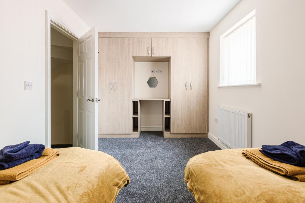 Oxheys House - 5 Bedrooms Contractors Parking Престън Екстериор снимка