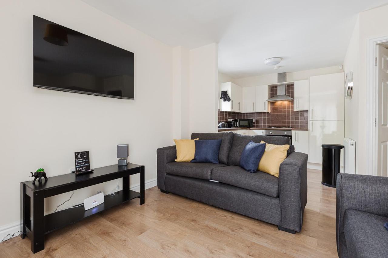 Oxheys House - 5 Bedrooms Contractors Parking Престън Екстериор снимка
