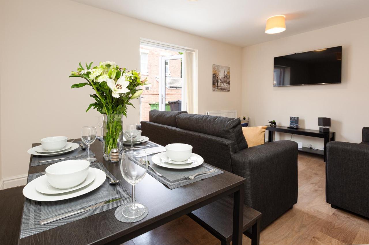 Oxheys House - 5 Bedrooms Contractors Parking Престън Екстериор снимка