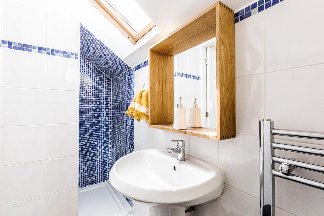 Oxheys House - 5 Bedrooms Contractors Parking Престън Екстериор снимка