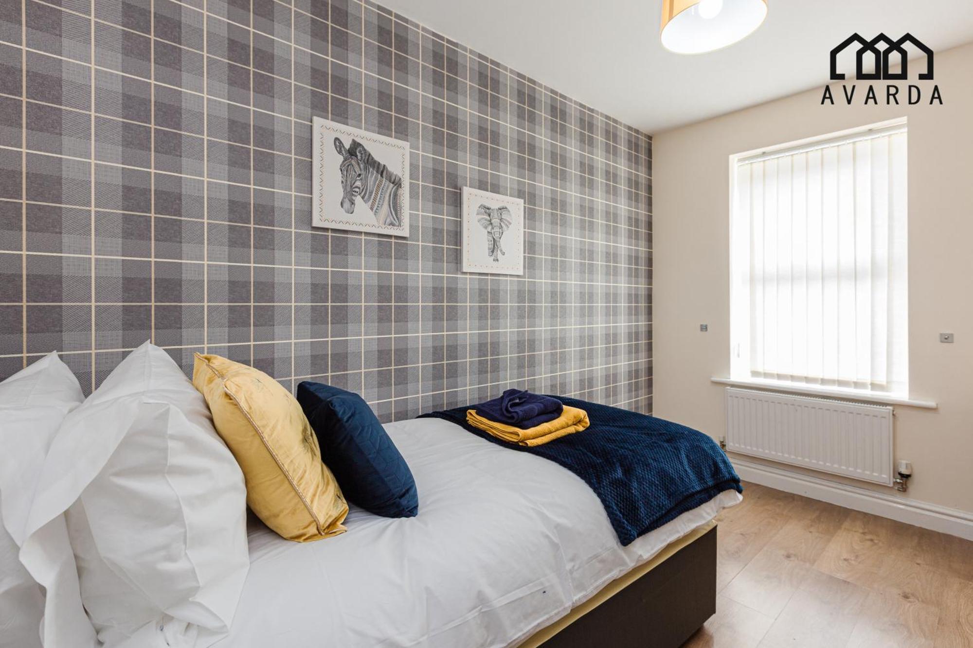 Oxheys House - 5 Bedrooms Contractors Parking Престън Стая снимка