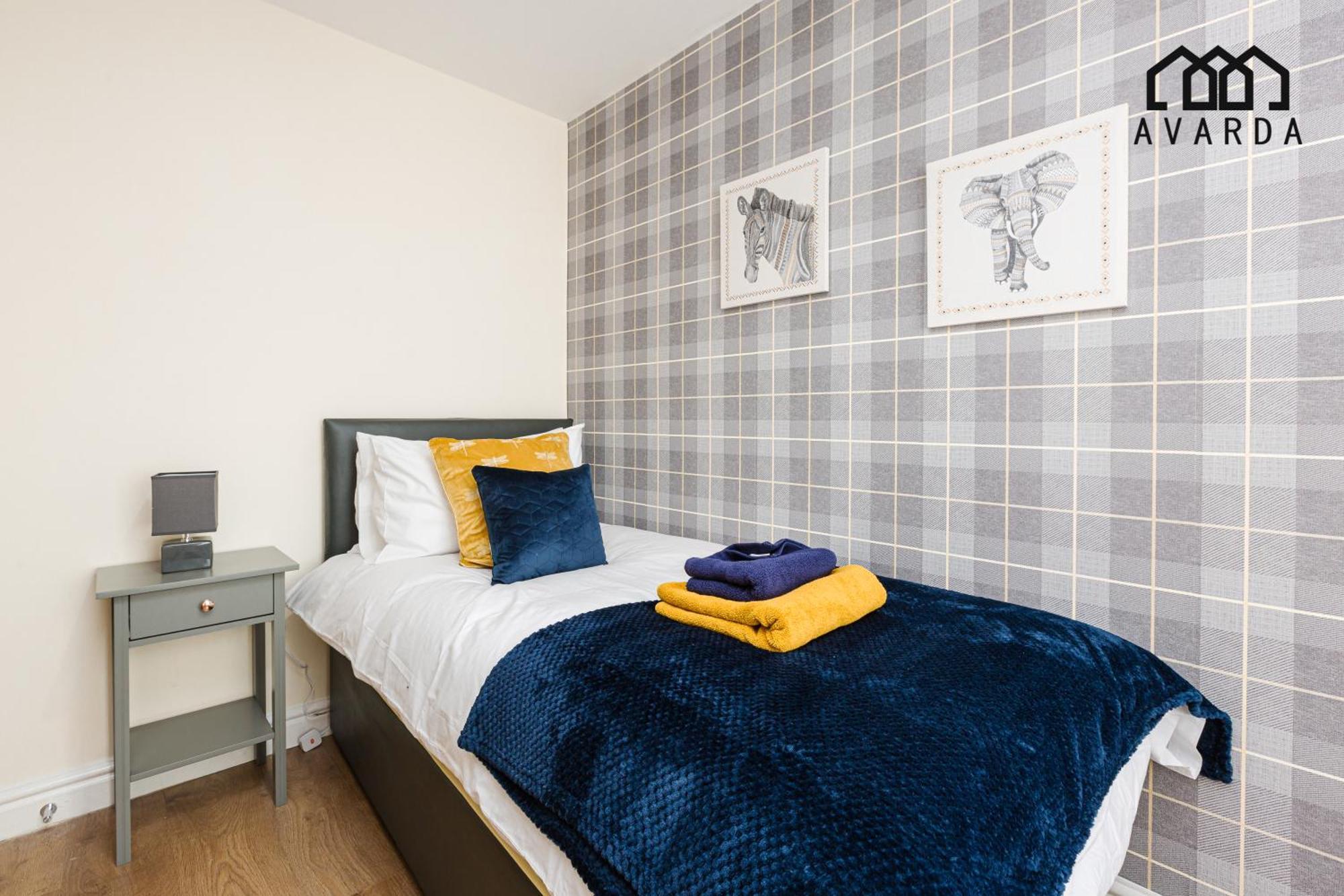 Oxheys House - 5 Bedrooms Contractors Parking Престън Стая снимка